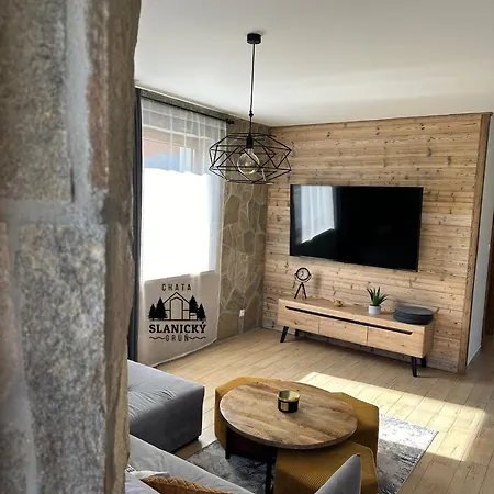 Chalé Slanicky Grun *